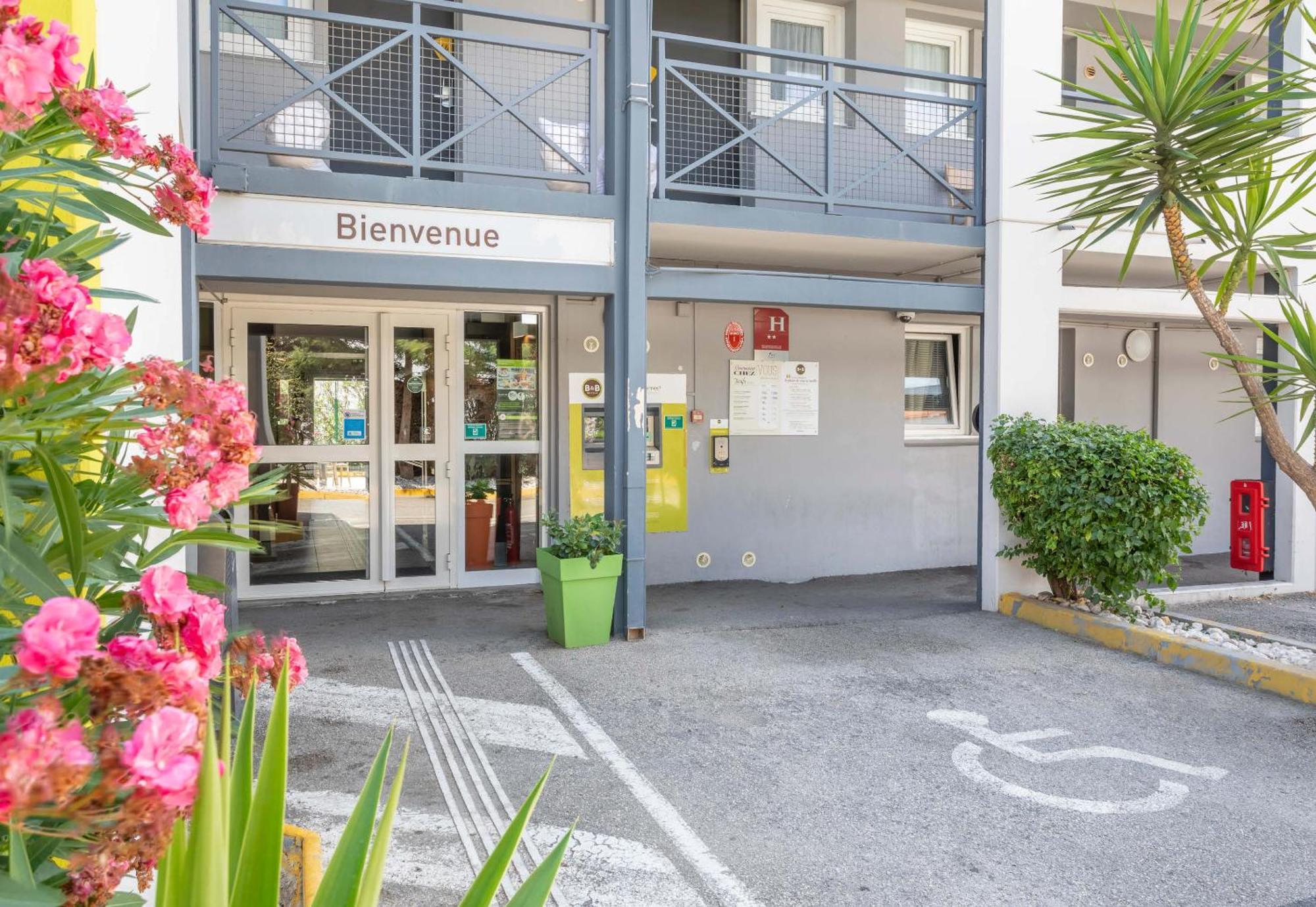 B&B Hotel Toulon La Seyne Sur Mer エクステリア 写真